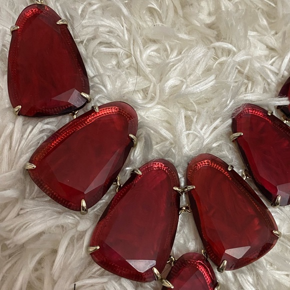 Kendra Scott Red/Burgundy Harlow Necklace - Picture 2 of 3